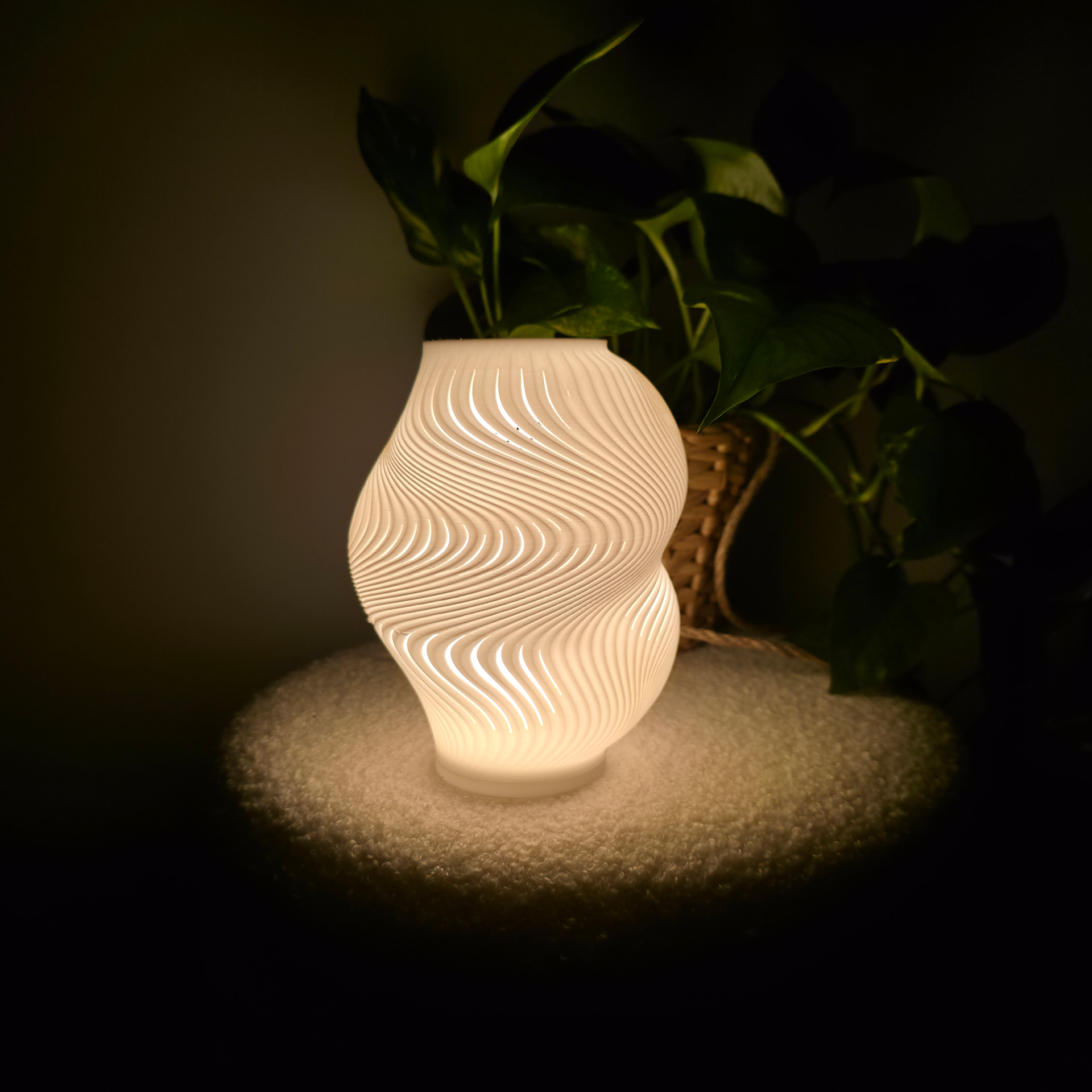 Fluere-01_16 Table Lamp