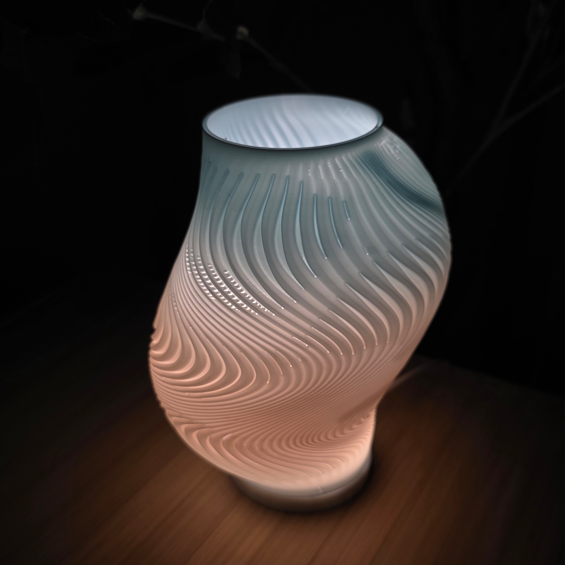 Fluere-02_16 Table Lamp