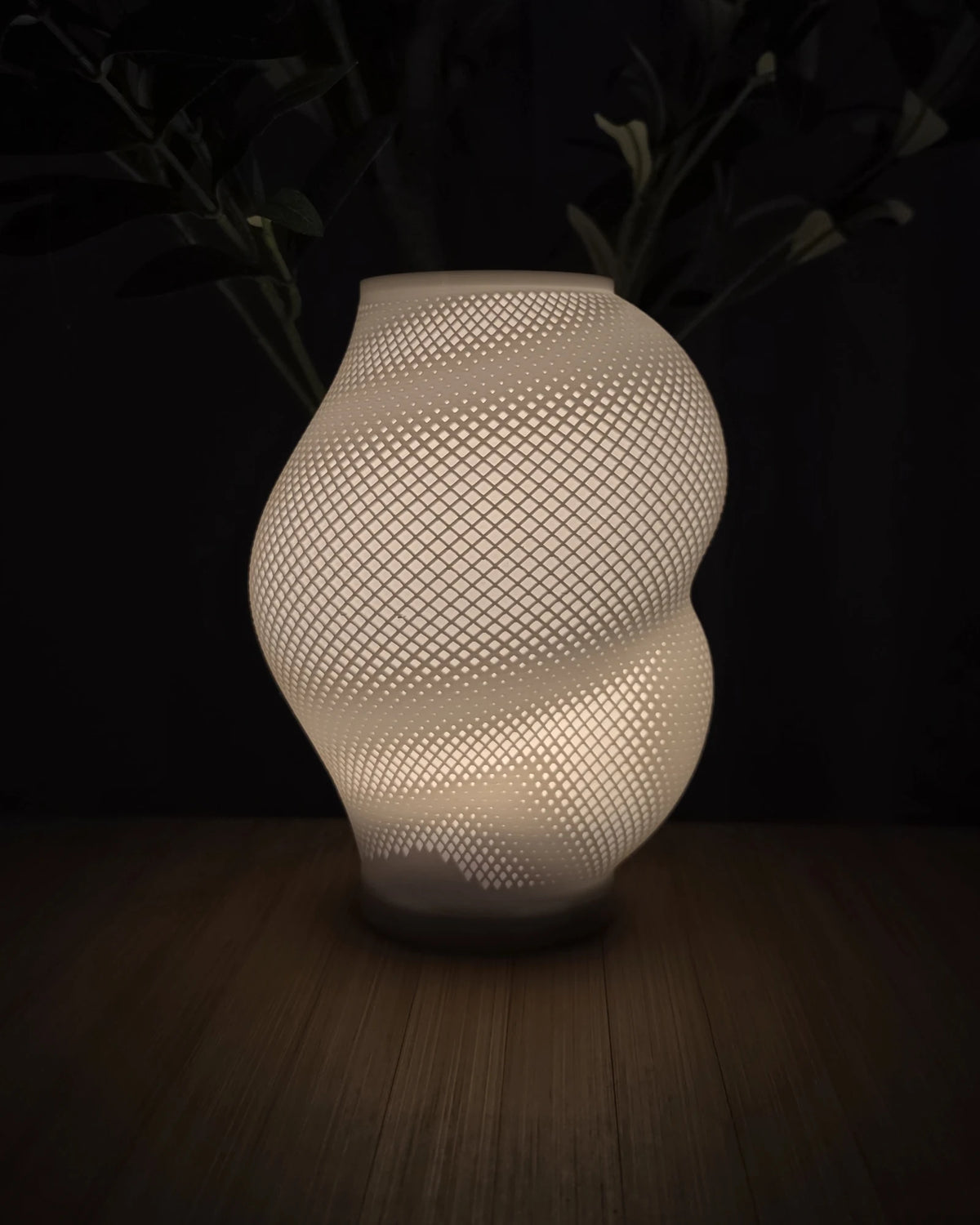 Reticula-01_16 Table Lamp